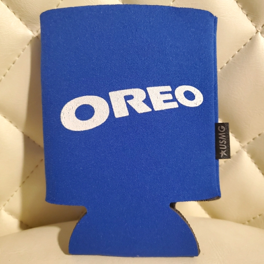 🎁FREE Oreo Limited Edition Blue Koozie Festival Beach Can Holder